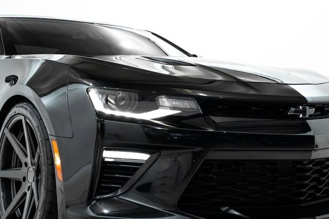 Used 2016 Chevrolet Camaro SS RWD image 15