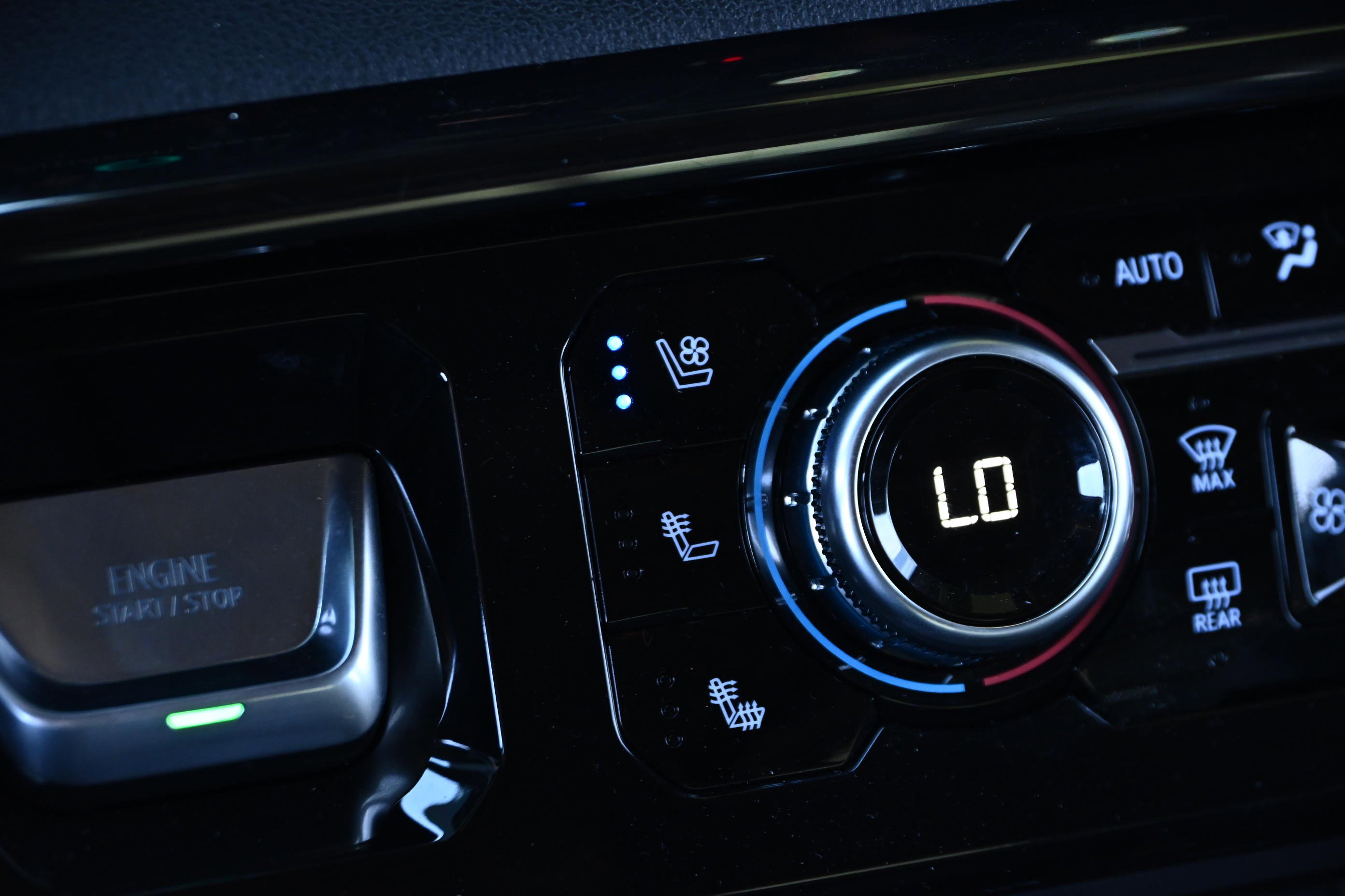 Used 2024 GMC Sierra 2500 AT4 w/ AT4 Premium Plus Package image 38