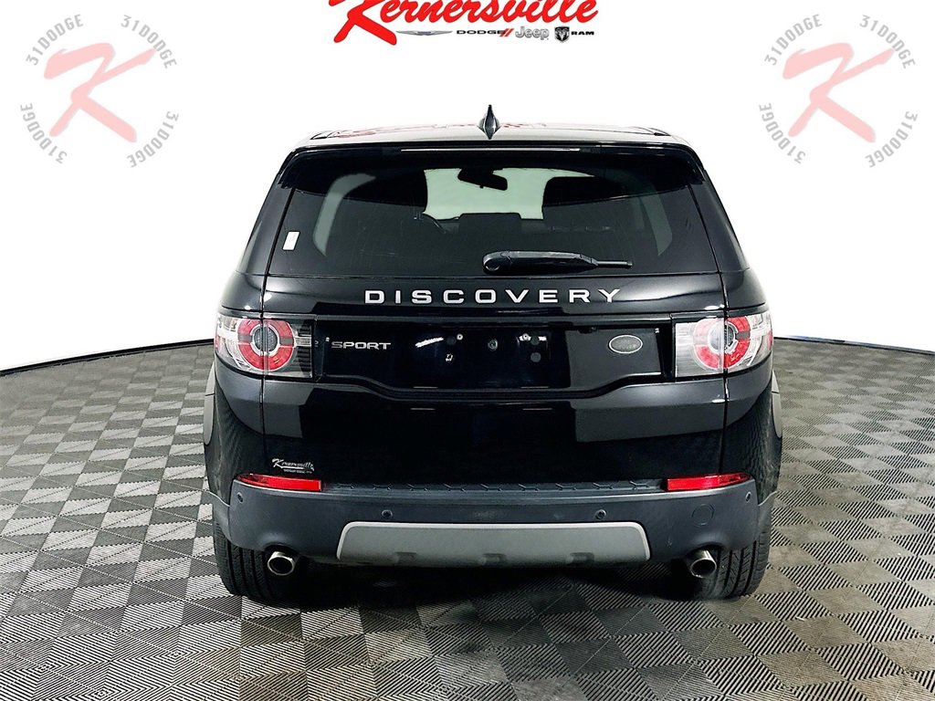 Used 2019 Land Rover Discovery Sport SE image 6