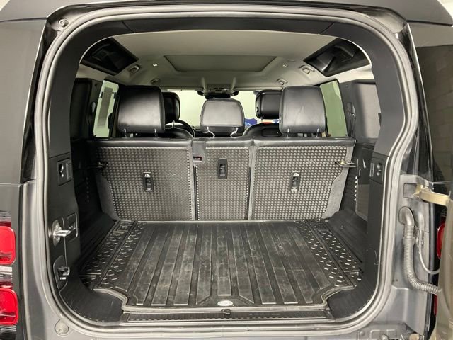 Used 2020 Land Rover Defender 110 HSE image 11