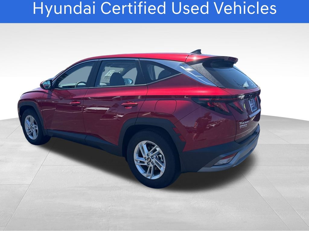 Certified 2025 Hyundai Tucson SE FWD video 3