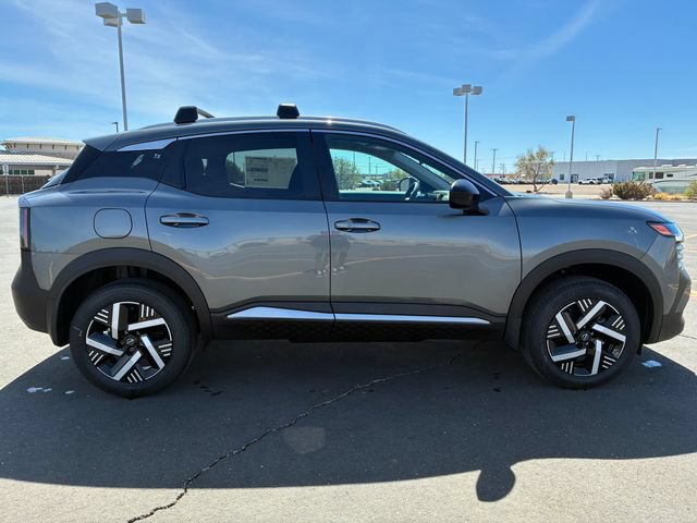 New 2026 Nissan Kicks SV w/ Charging Package FWD image 7
