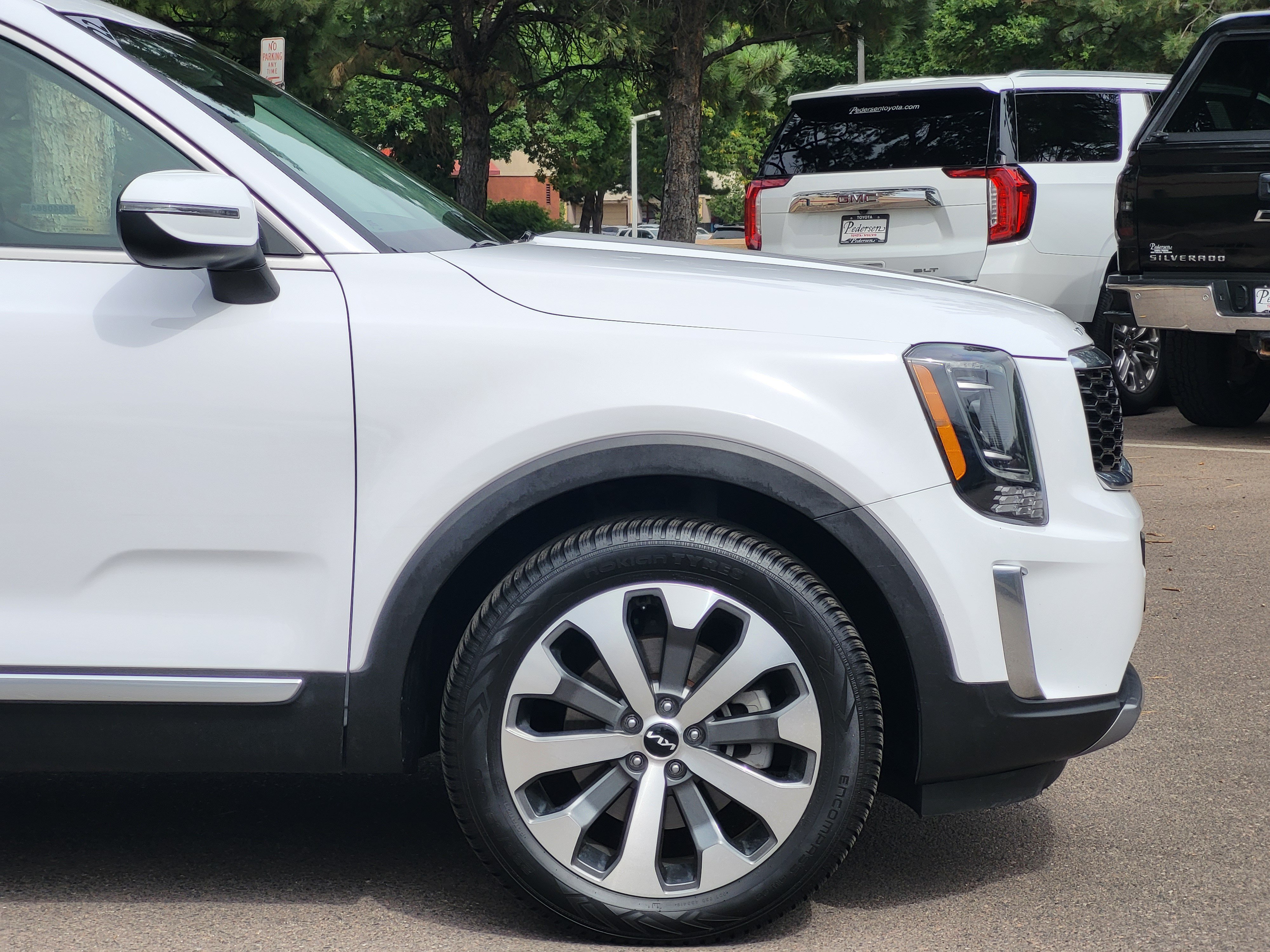 Used 2022 Kia Telluride S AWD/4WD image 7