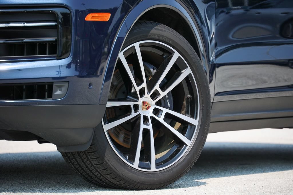 Certified 2026 Porsche Cayenne Coupe AWD/4WD image 11