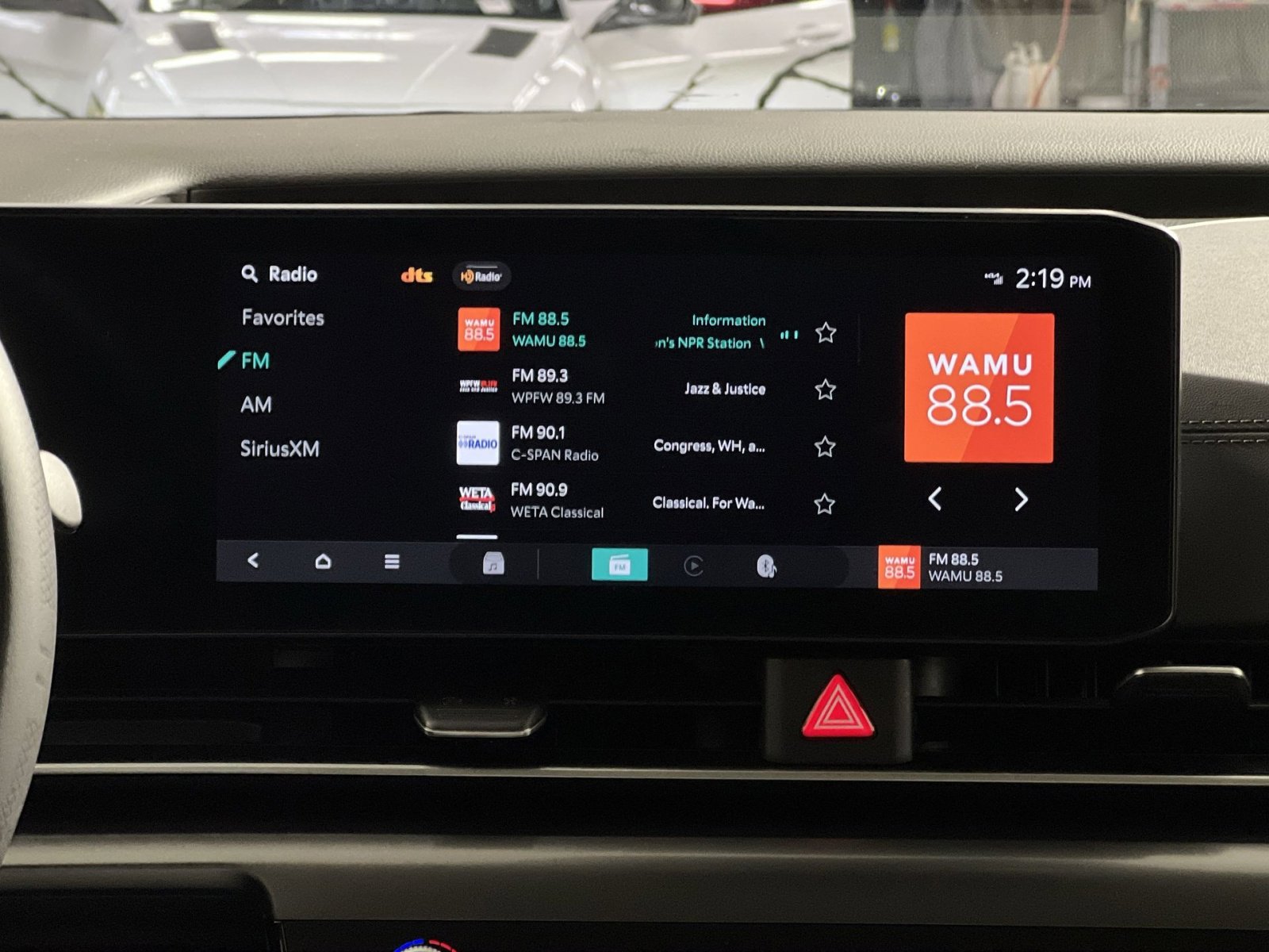 Used 2025 Kia Carnival SX FWD image 15