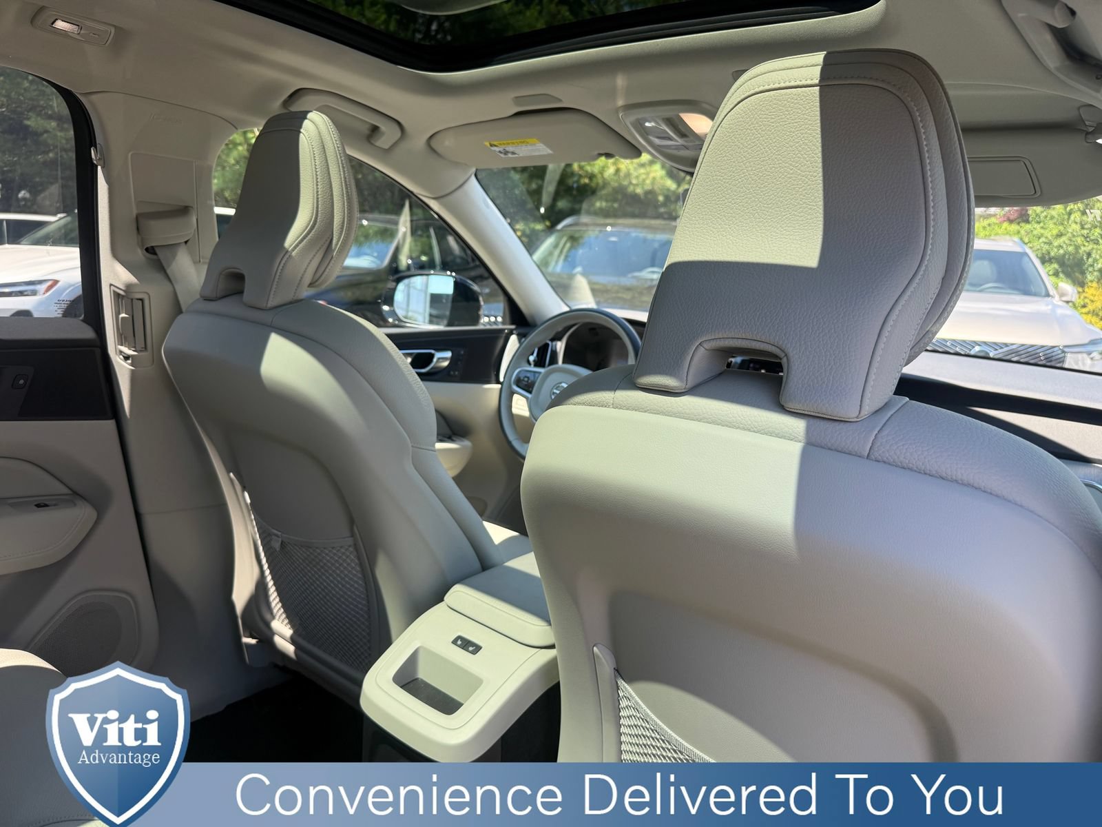 Certified 2025 Volvo XC60 T8 Plus w/ Protection Package Premier AWD/4WD image 24