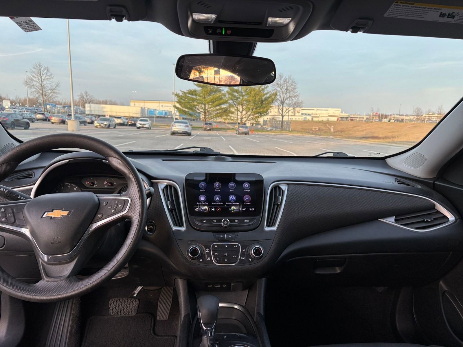 Used 2022 Chevrolet Malibu LT image 34