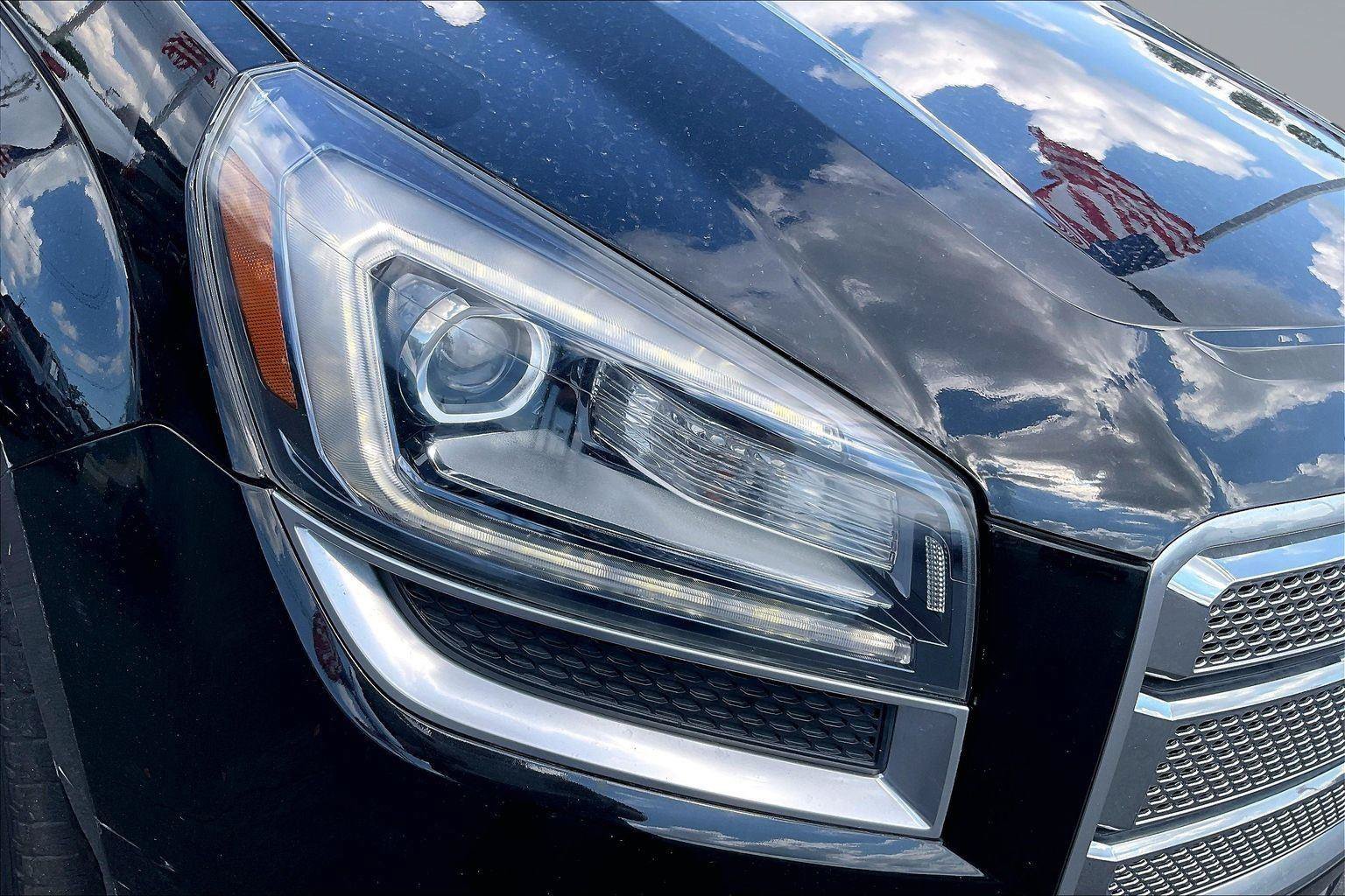 Used 2016 GMC Acadia Denali FWD image 32