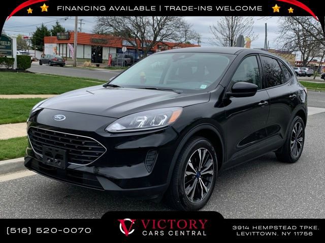 Used 2022 Ford Escape SE w/ SE Sport Appearance Package