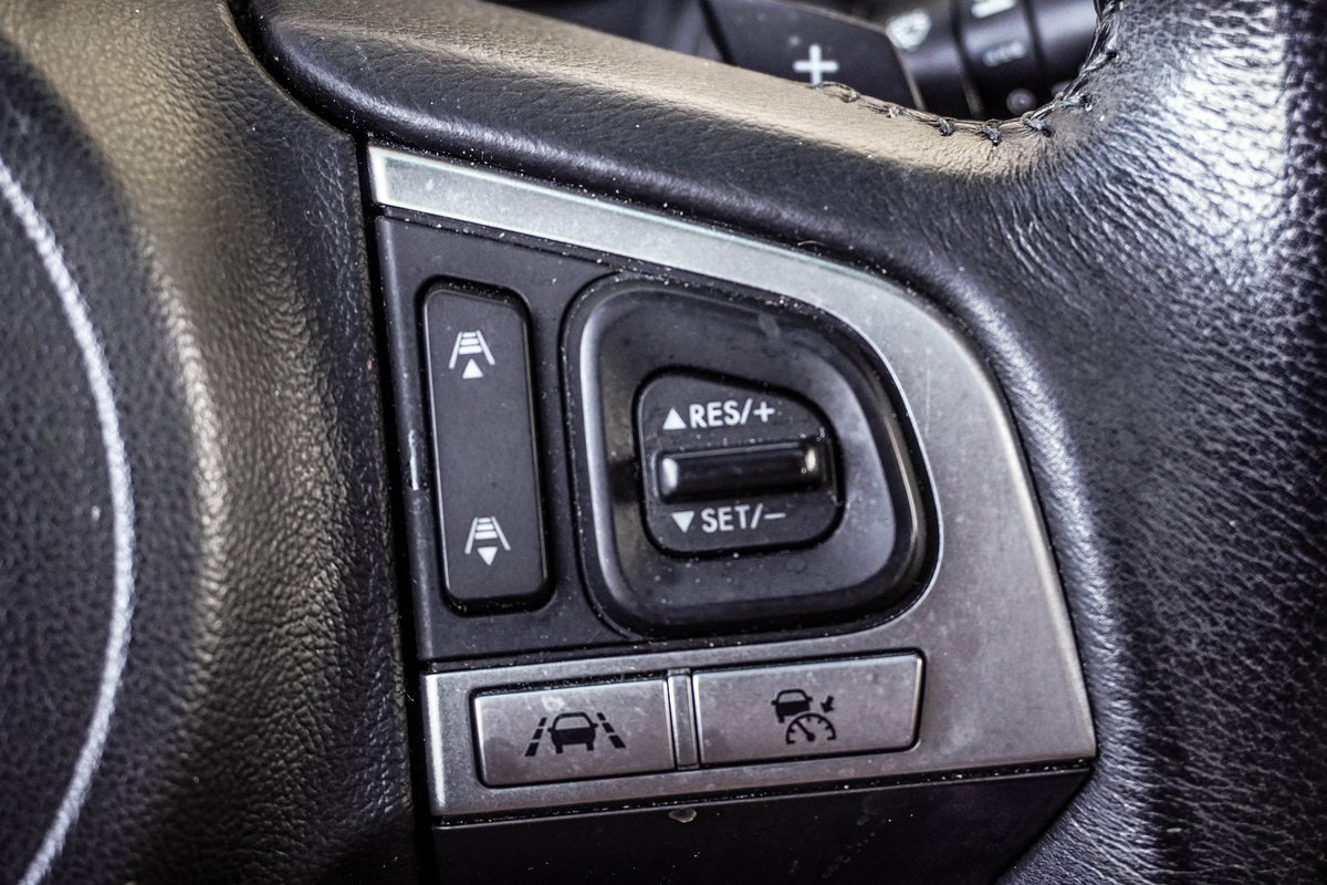 Used 2017 Subaru Outback 2.5i Limited image 19