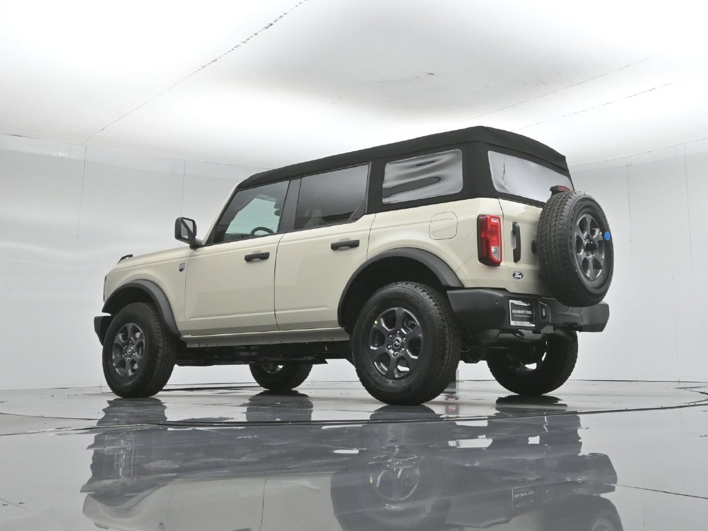 New 2026 Ford Bronco Big Bend AWD/4WD image 3