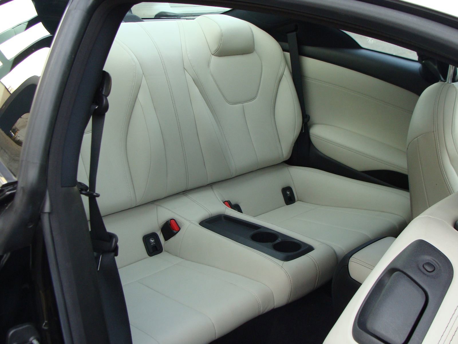 Used 2017 INFINITI Q60 w/ Premium Plus Package 2.0T image 9