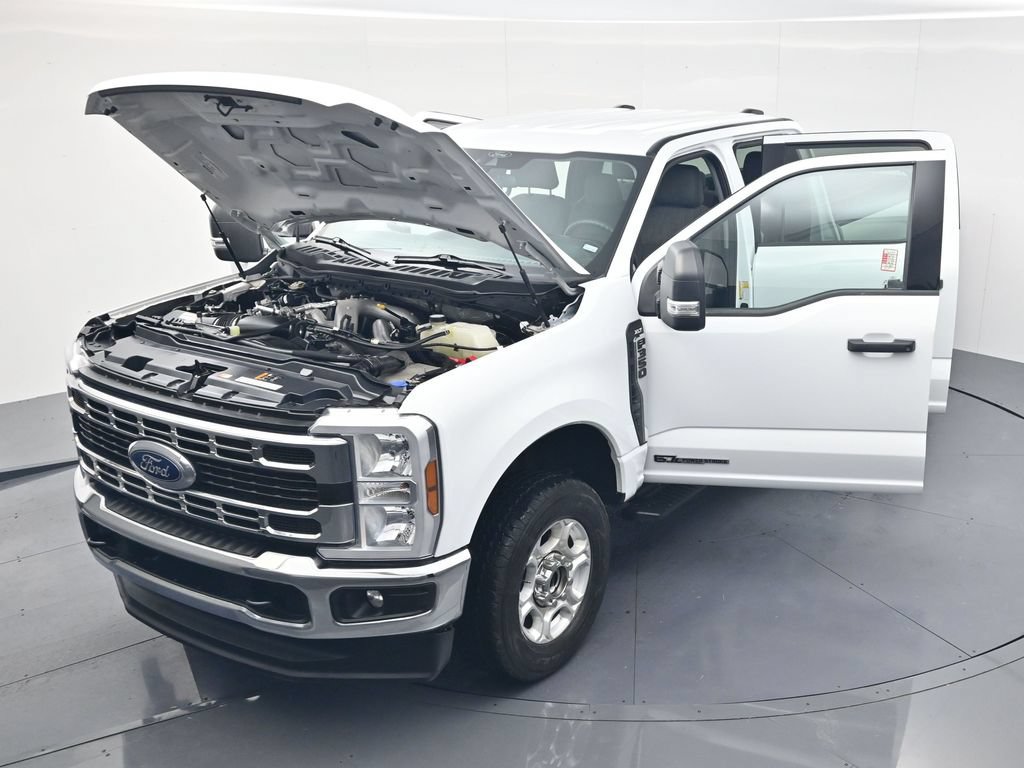 Used 2025 Ford F350 XLT AWD/4WD image 55