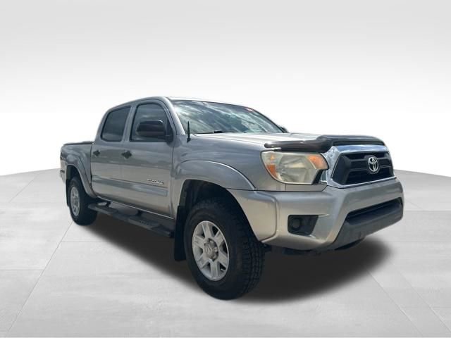 Used 2014 Toyota Tacoma PreRunner w/ SR5 Package RWD image 6