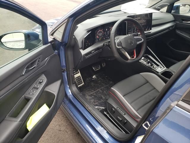 New 2026 Volkswagen GTI Autobahn image 6