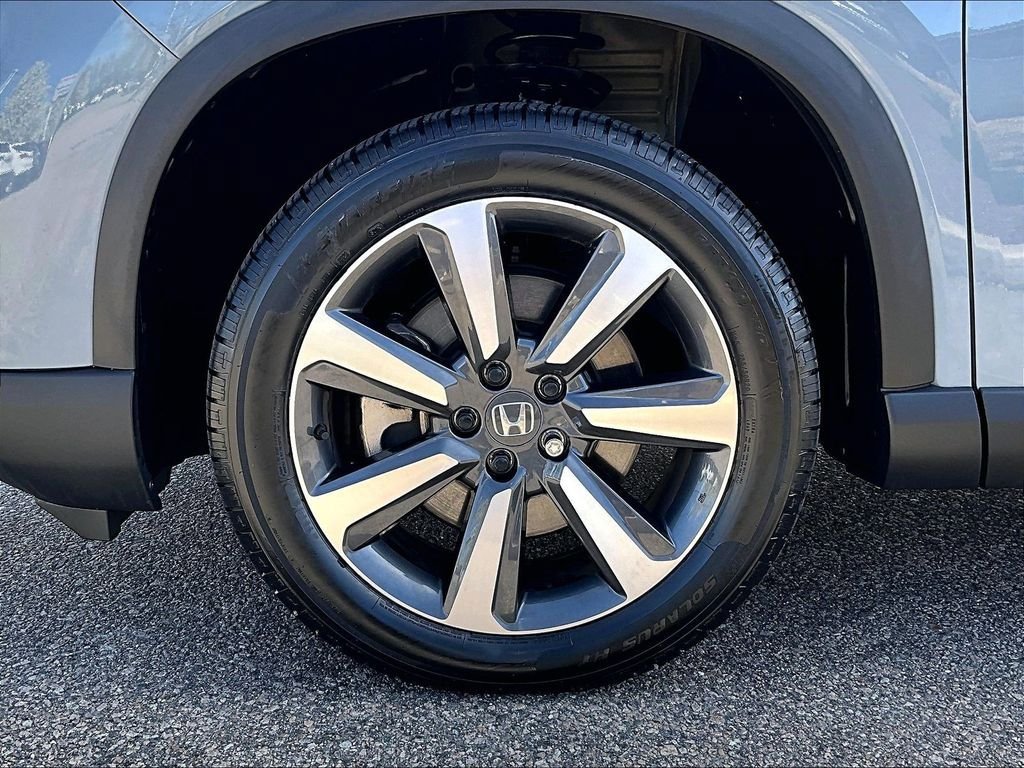 Used 2023 Honda Pilot Touring image 7
