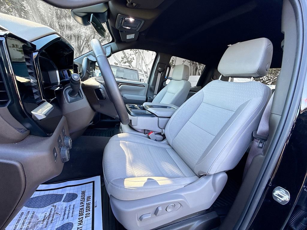 Used 2026 Chevrolet Silverado 1500 RST image 24