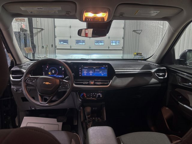 Used 2024 Chevrolet TrailBlazer LT w/ Driver Confidence Package image 23
