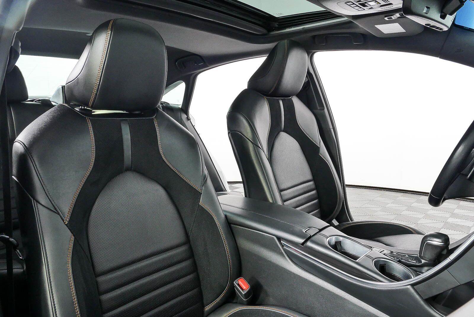 Used 2021 Toyota Avalon XSE FWD image 21