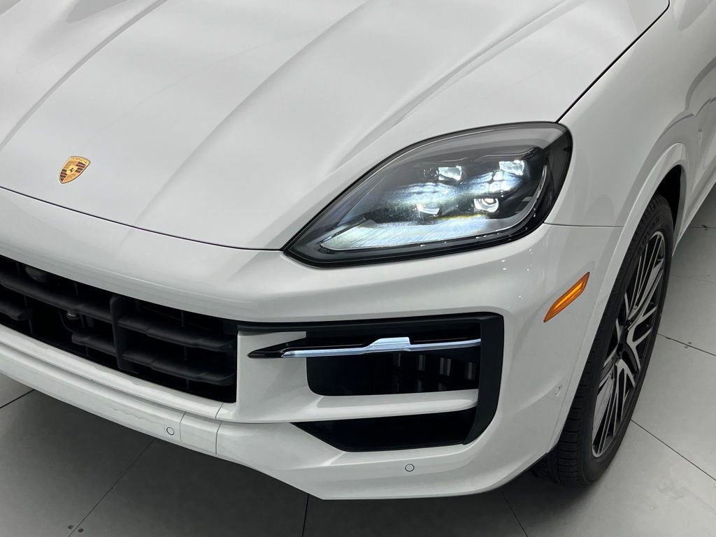 New 2025 Porsche Cayenne S image 35