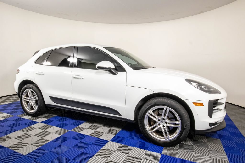 Used 2019 Porsche Macan AWD/4WD image 4