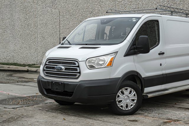 Used 2017 Ford Transit 250 130 Low Roof w/ Exterior Upgrade Package image 5