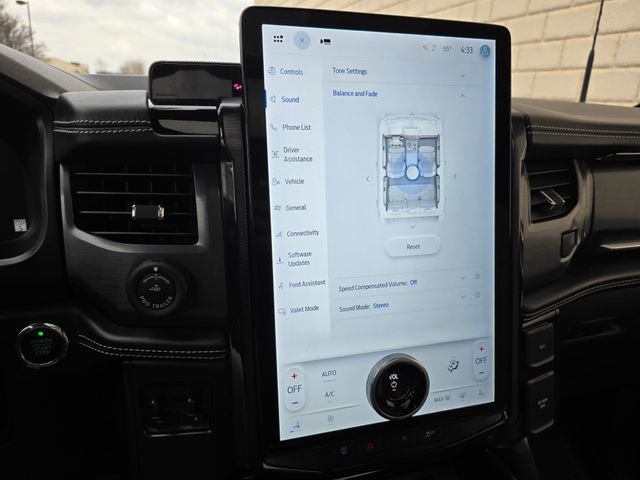 Used 2023 Ford F150 Lightning Platinum image 56