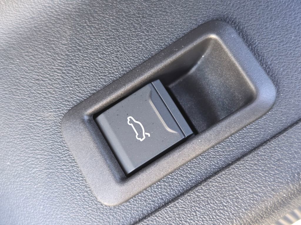 New 2027 Audi SQ6 e-tron Premium Plus AWD/4WD image 24