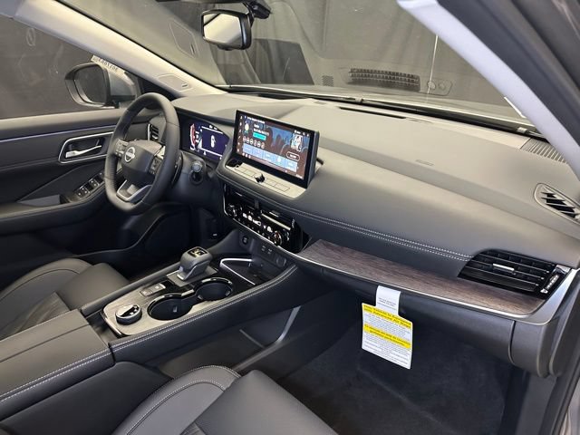 Used 2026 Nissan Rogue Platinum w/ Platinum Premium Package AWD/4WD image 17