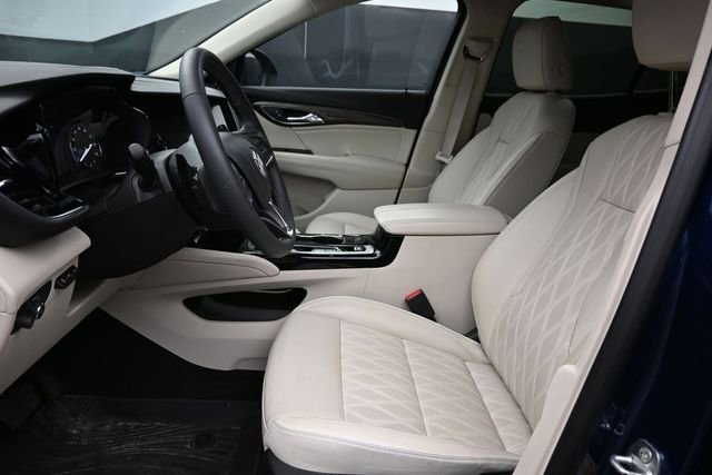 Used 2022 Buick Envision Avenir w/ Premium Seat Package FWD image 13