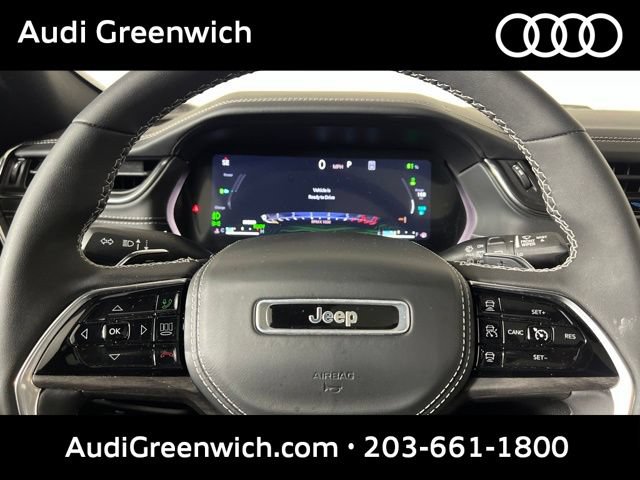 Used 2024 Jeep Grand Cherokee Overland w/ Trailer Tow Package AWD/4WD image 27