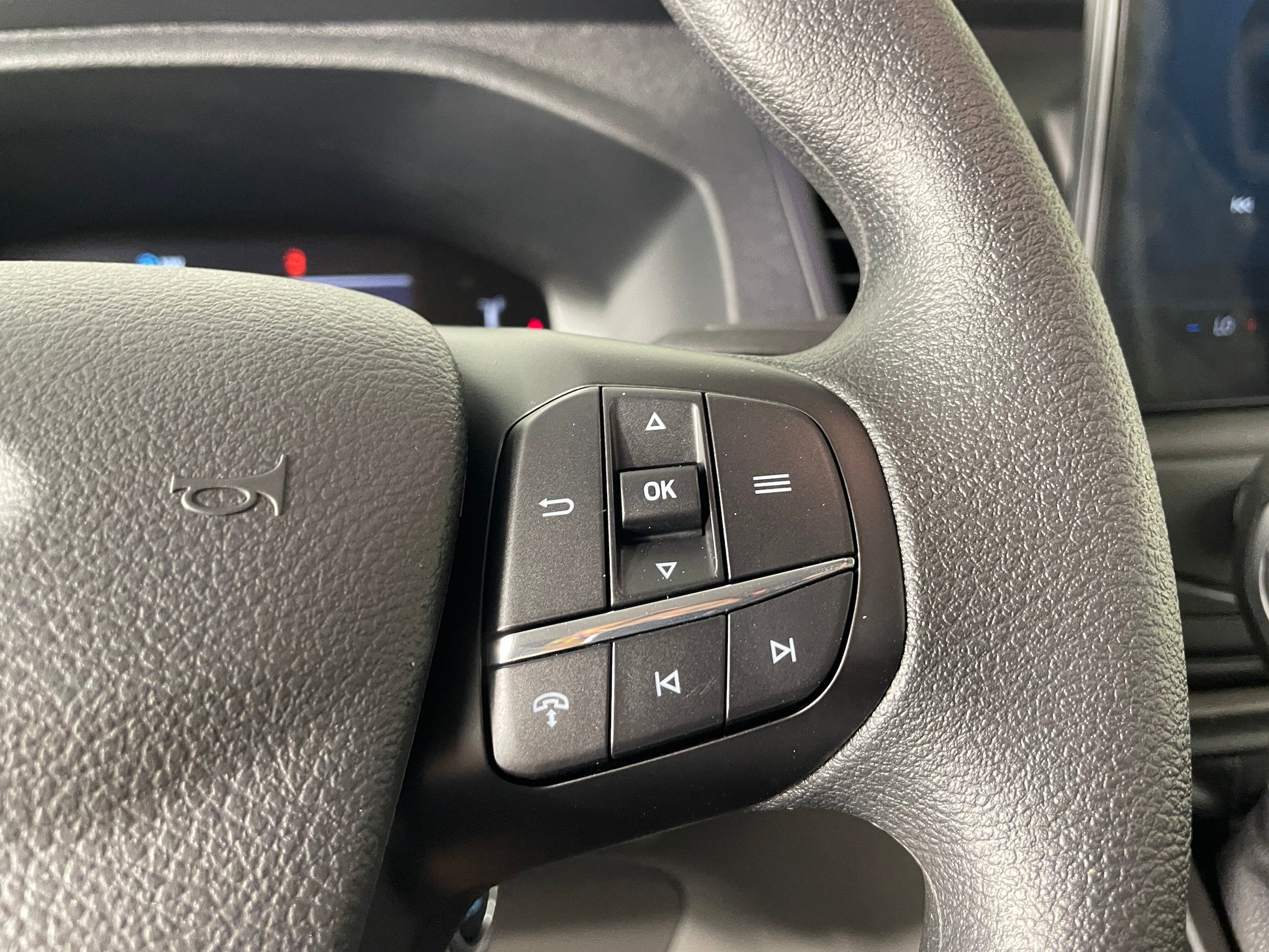 New 2026 Ford Transit 150 Low Roof RWD image 7