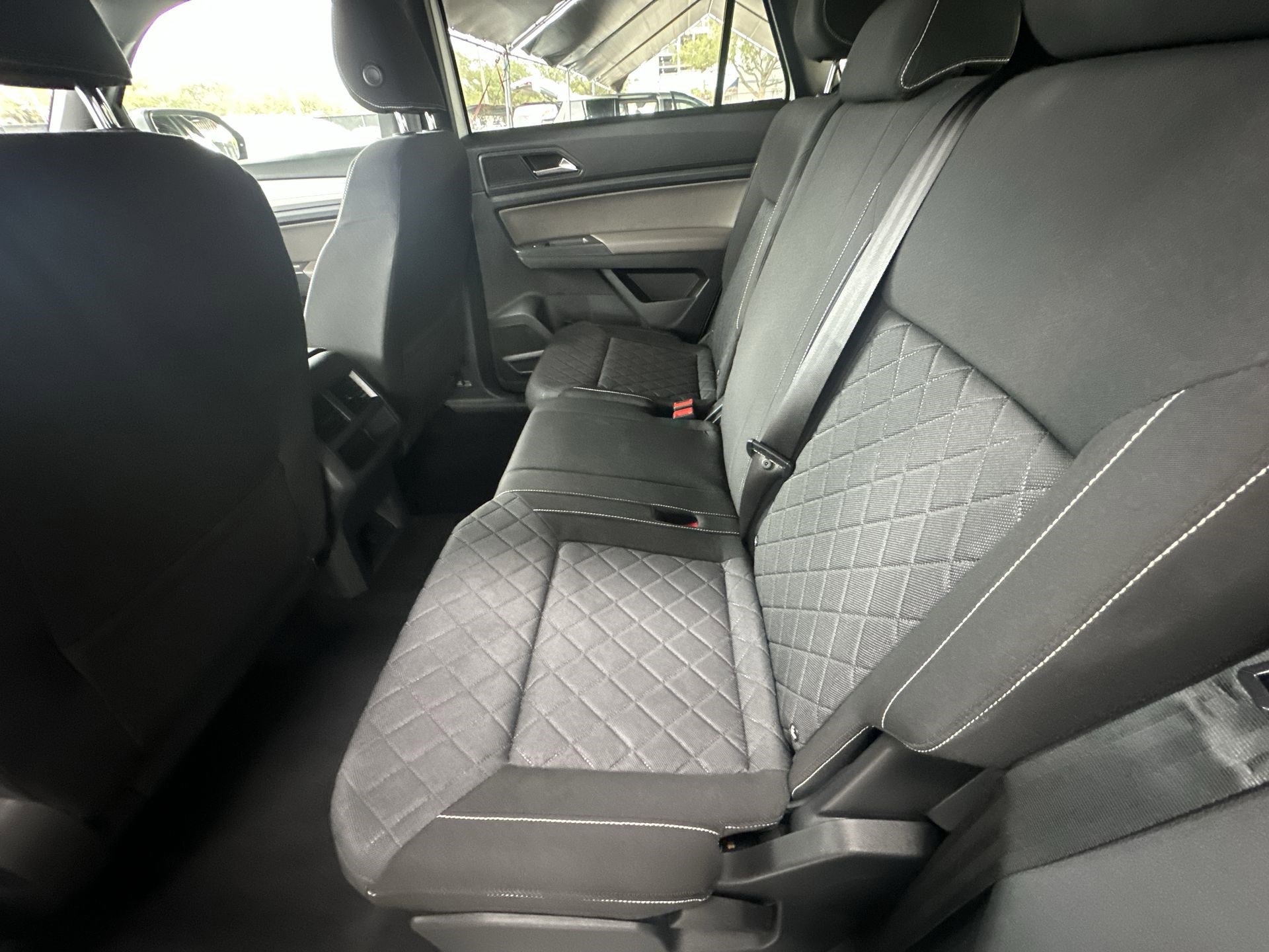 Used 2021 Volkswagen Atlas Cross Sport S image 27