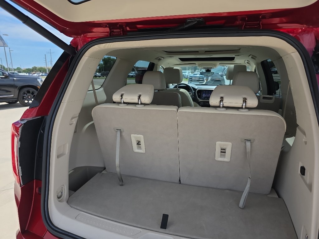 Used 2023 GMC Acadia Denali w/ Denali Technology Package FWD image 20