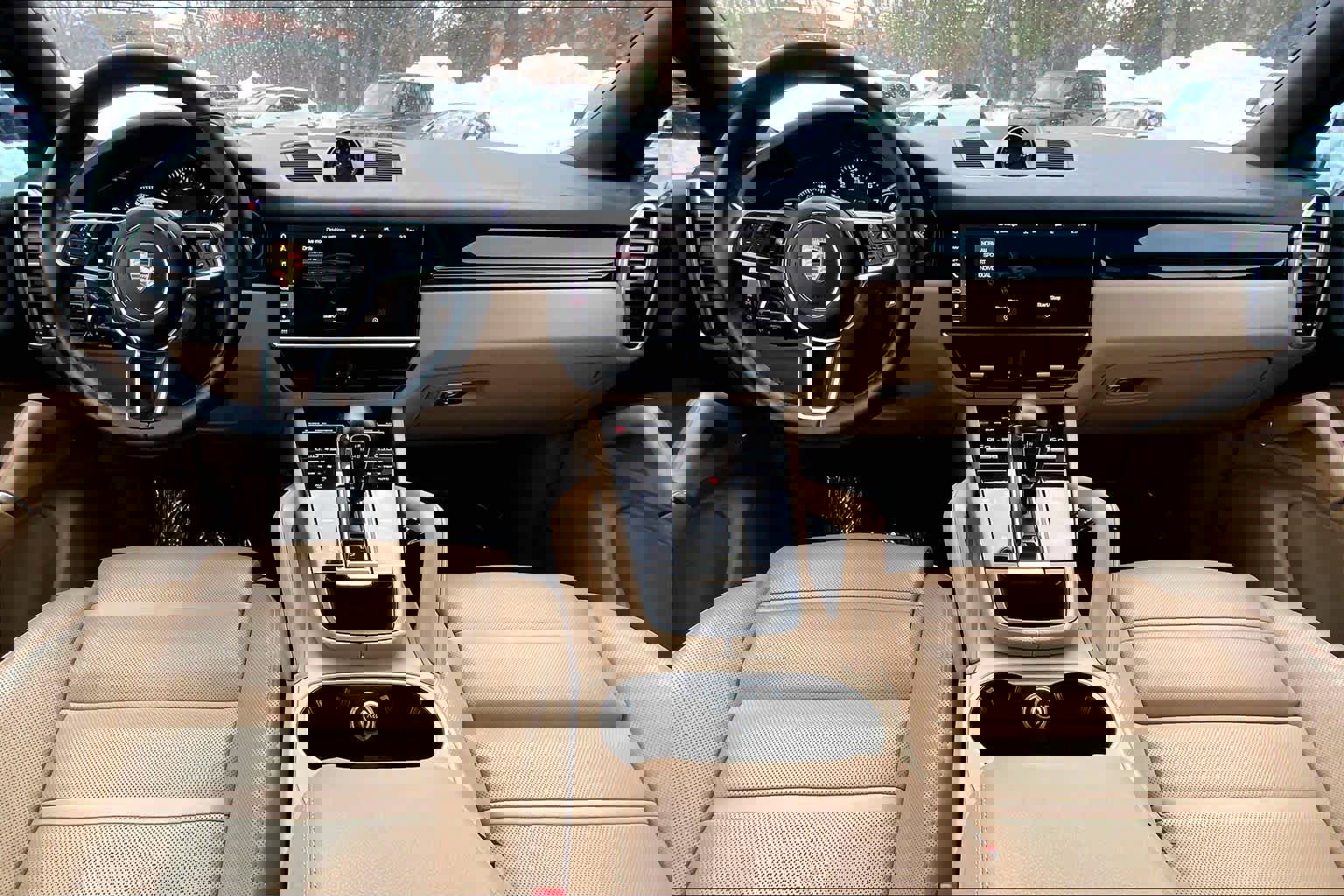 Used 2021 Porsche Cayenne image 13