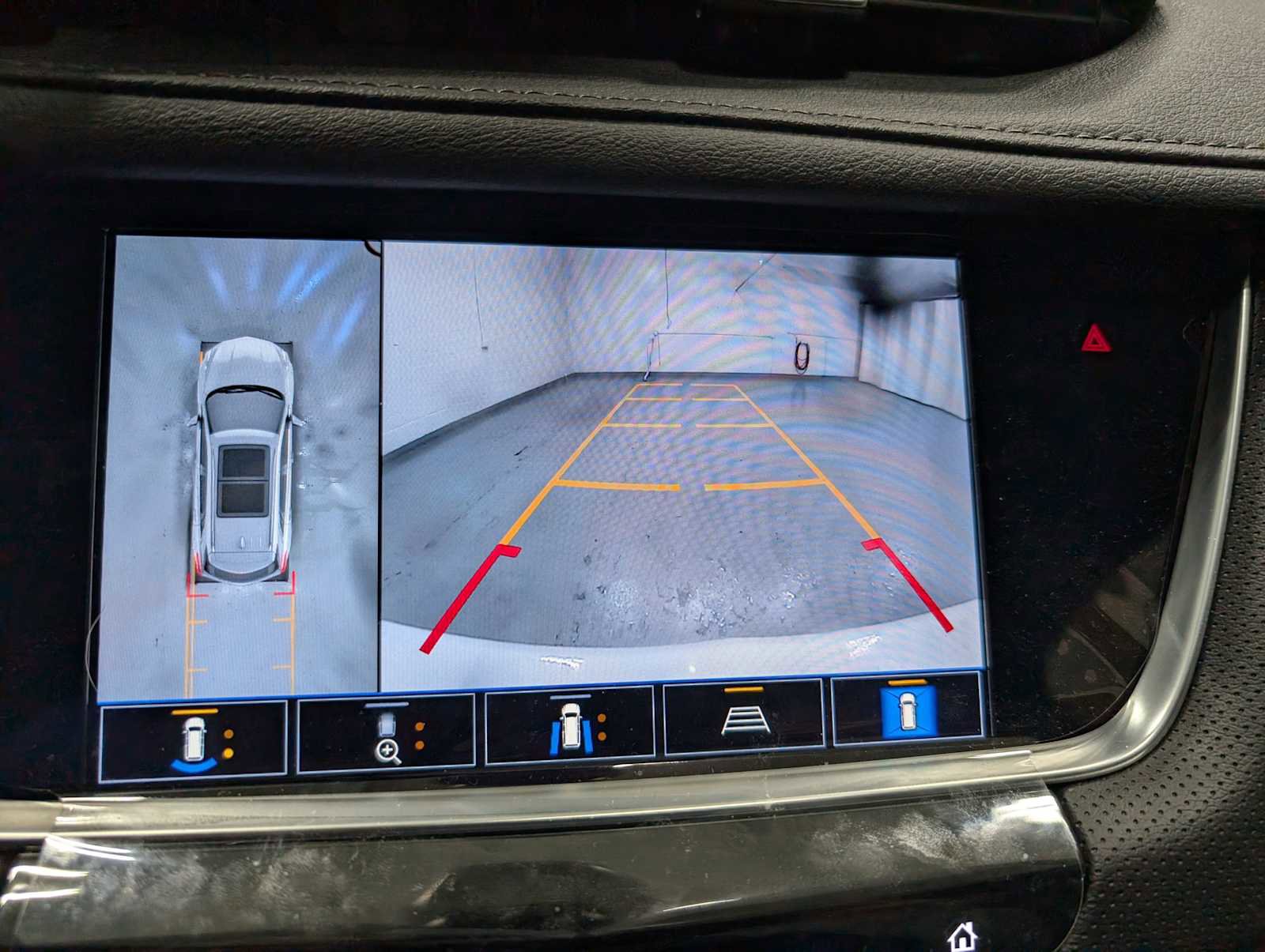 New 2025 Cadillac XT5 Premium Luxury w/ Technology Package FWD image 33