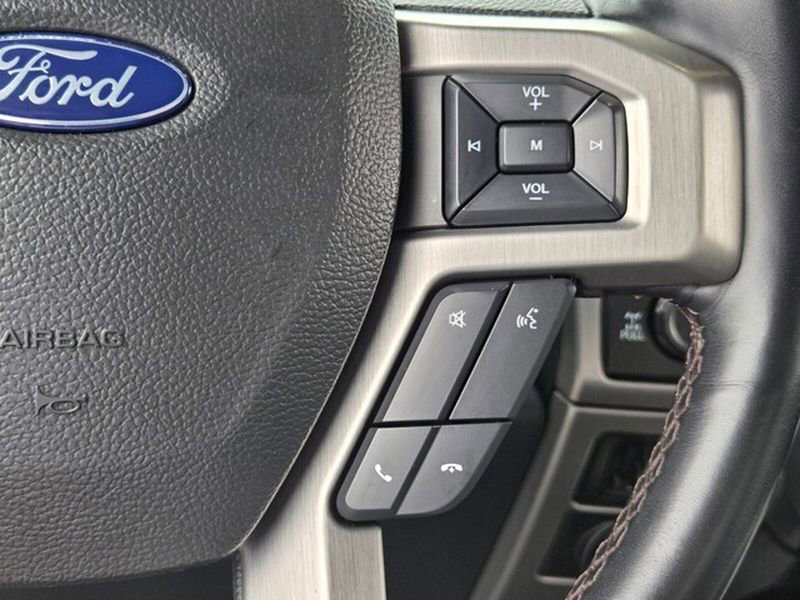 Used 2022 Ford F350 Platinum w/ Tremor Off-Road Package AWD/4WD image 36