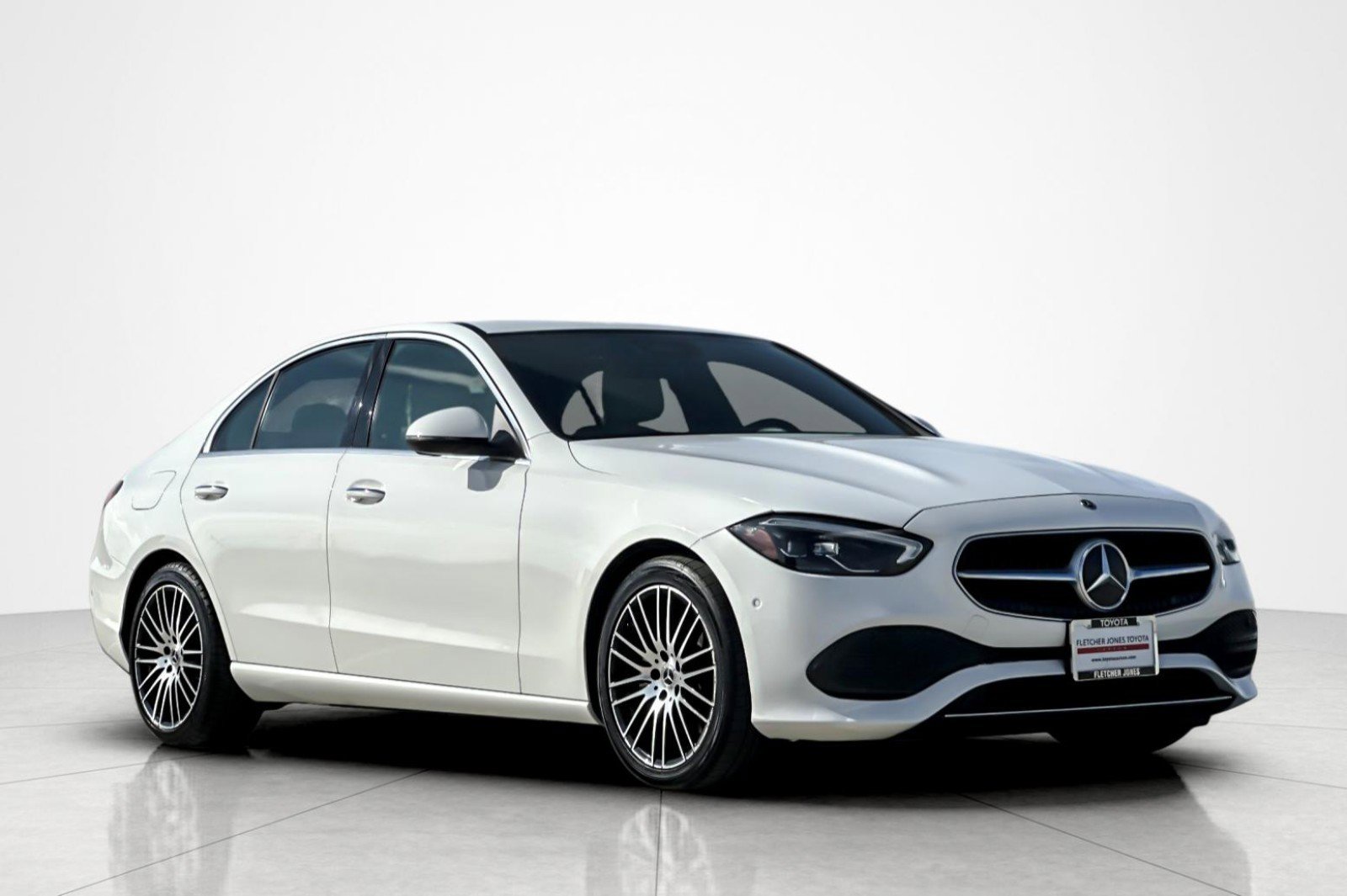 Used 2023 Mercedes-Benz C 300 Sedan image 7