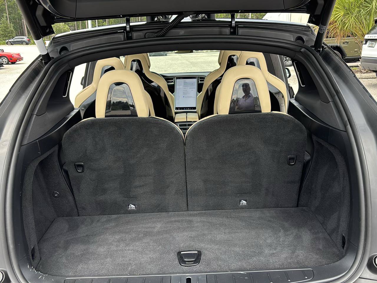 Used 2016 Tesla Model X 75D AWD/4WD image 31