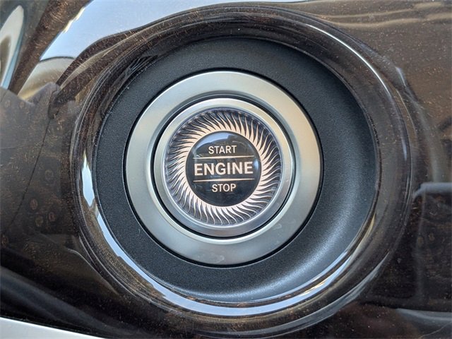 Used 2019 Mercedes-Benz S 560 Sedan image 29