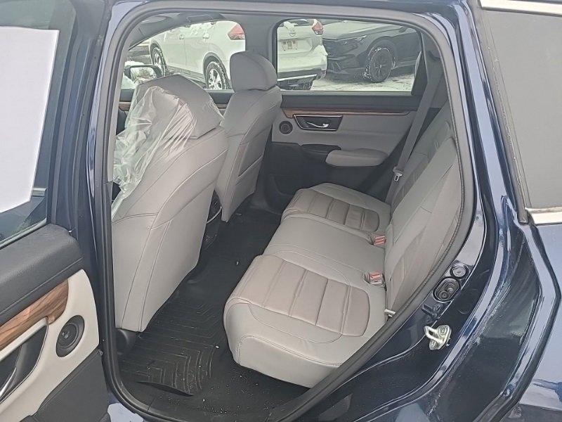 Used 2018 Honda CR-V Touring image 8