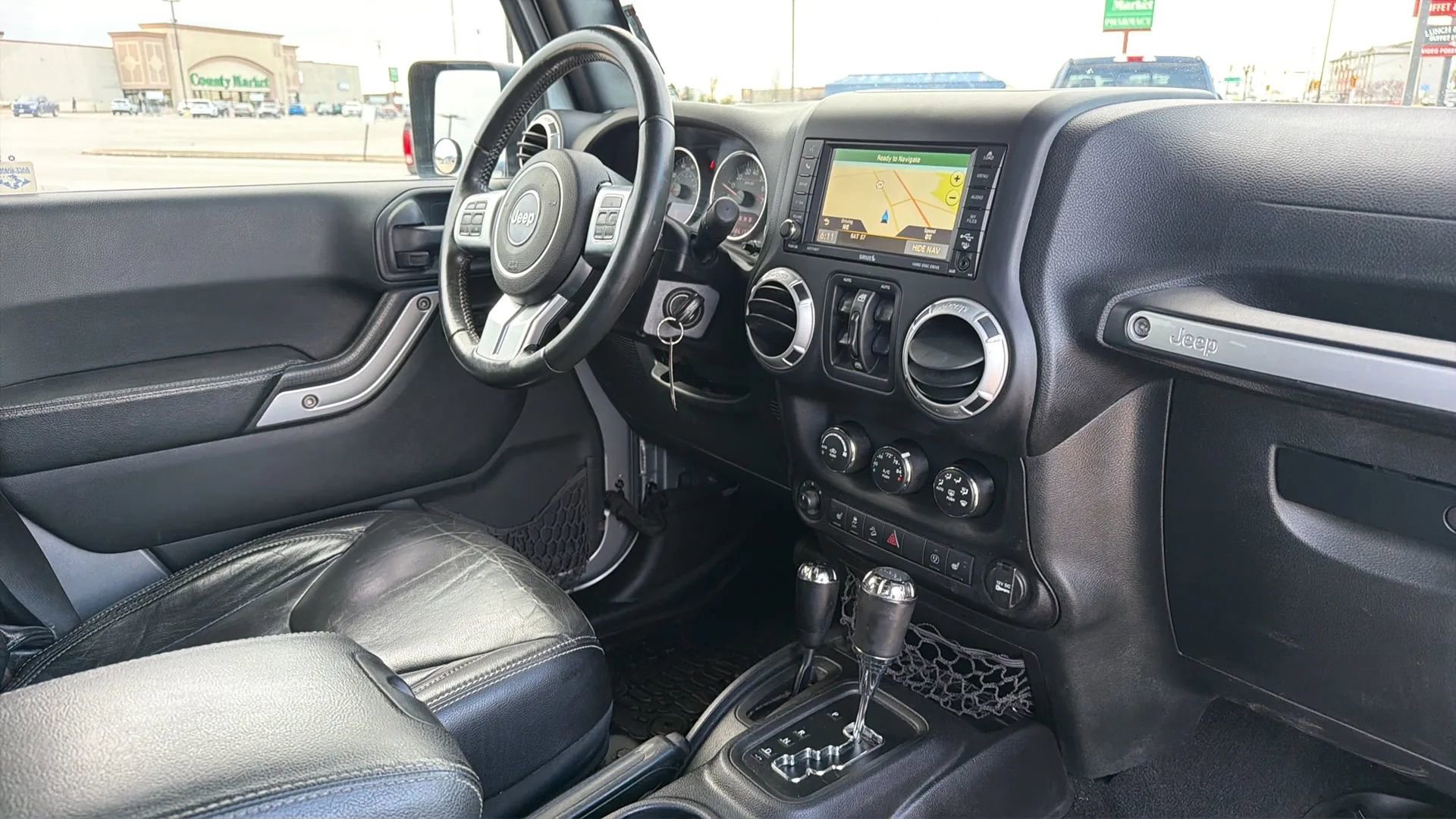 Used 2016 Jeep Wrangler Unlimited Rubicon image 96