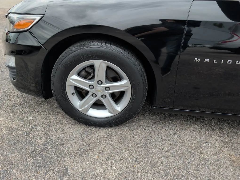 Used 2019 Chevrolet Malibu LS FWD image 9