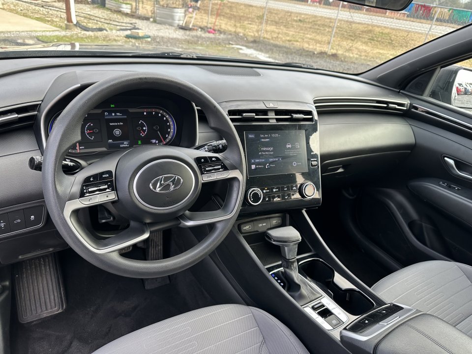 Used 2023 Hyundai Santa Cruz SEL image 9