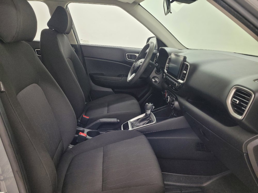 Used 2021 Hyundai Venue SE FWD image 21