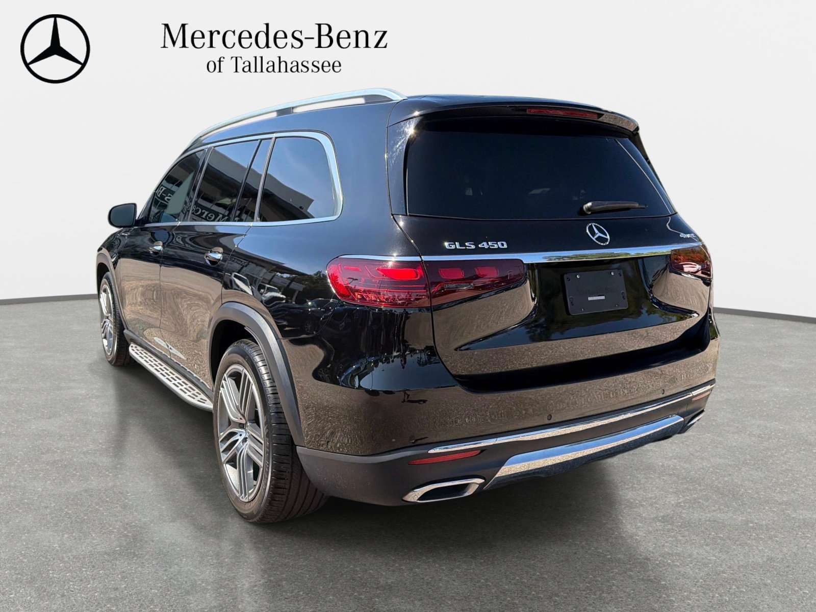 Used 2024 Mercedes-Benz GLS 450 4MATIC image 7