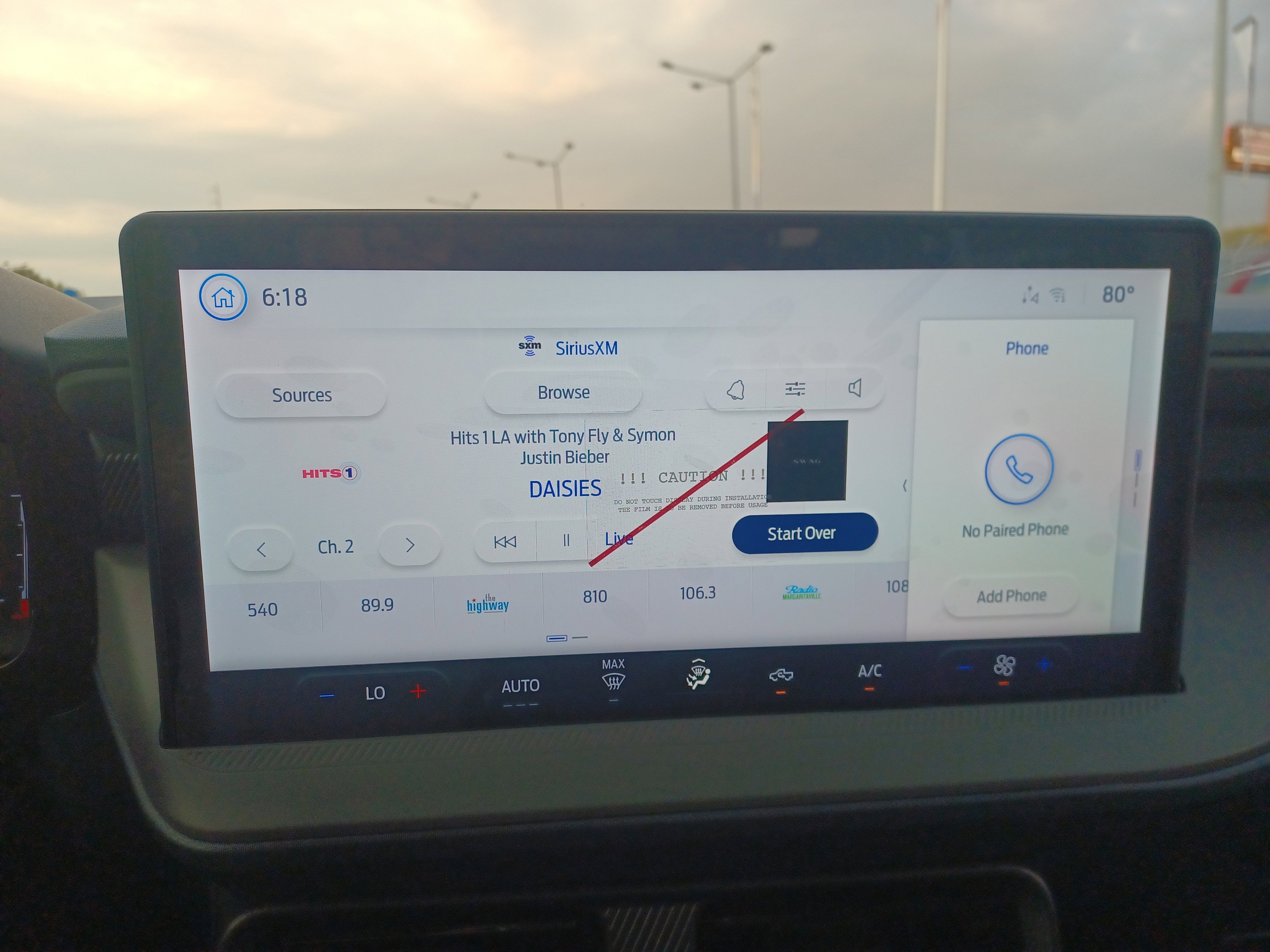 New 2025 Ford Maverick XL image 28