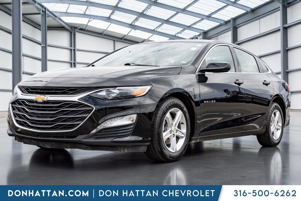 Used 2024 Chevrolet Malibu LT FWD image 1