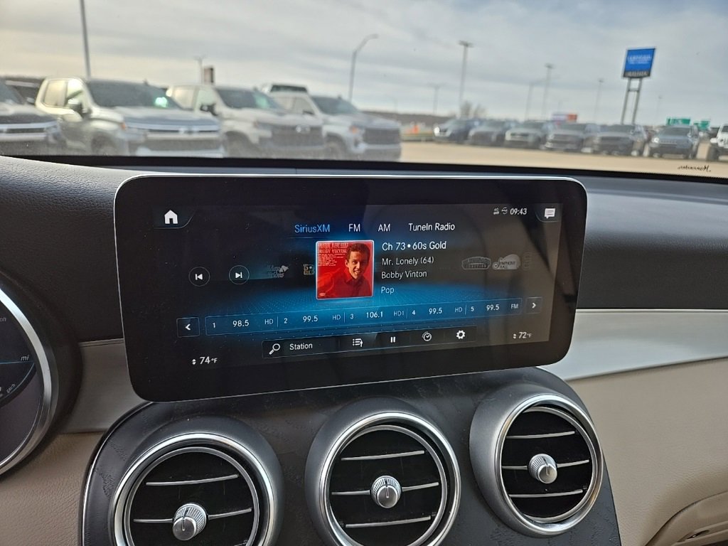 Used 2021 Mercedes-Benz GLC 300 4MATIC image 36