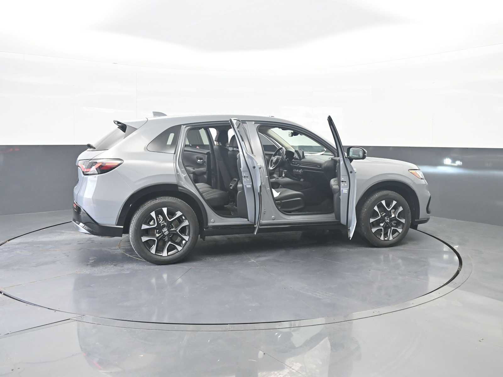 Used 2026 Honda HR-V EX-L image 47